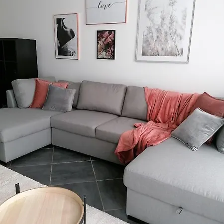 Modern Terrace Garden Charleroiairpt * Courcelles