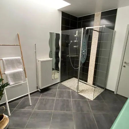Modern Terrace Garden Charleroiairpt Courcelles